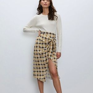 Patterned tie waist skirt